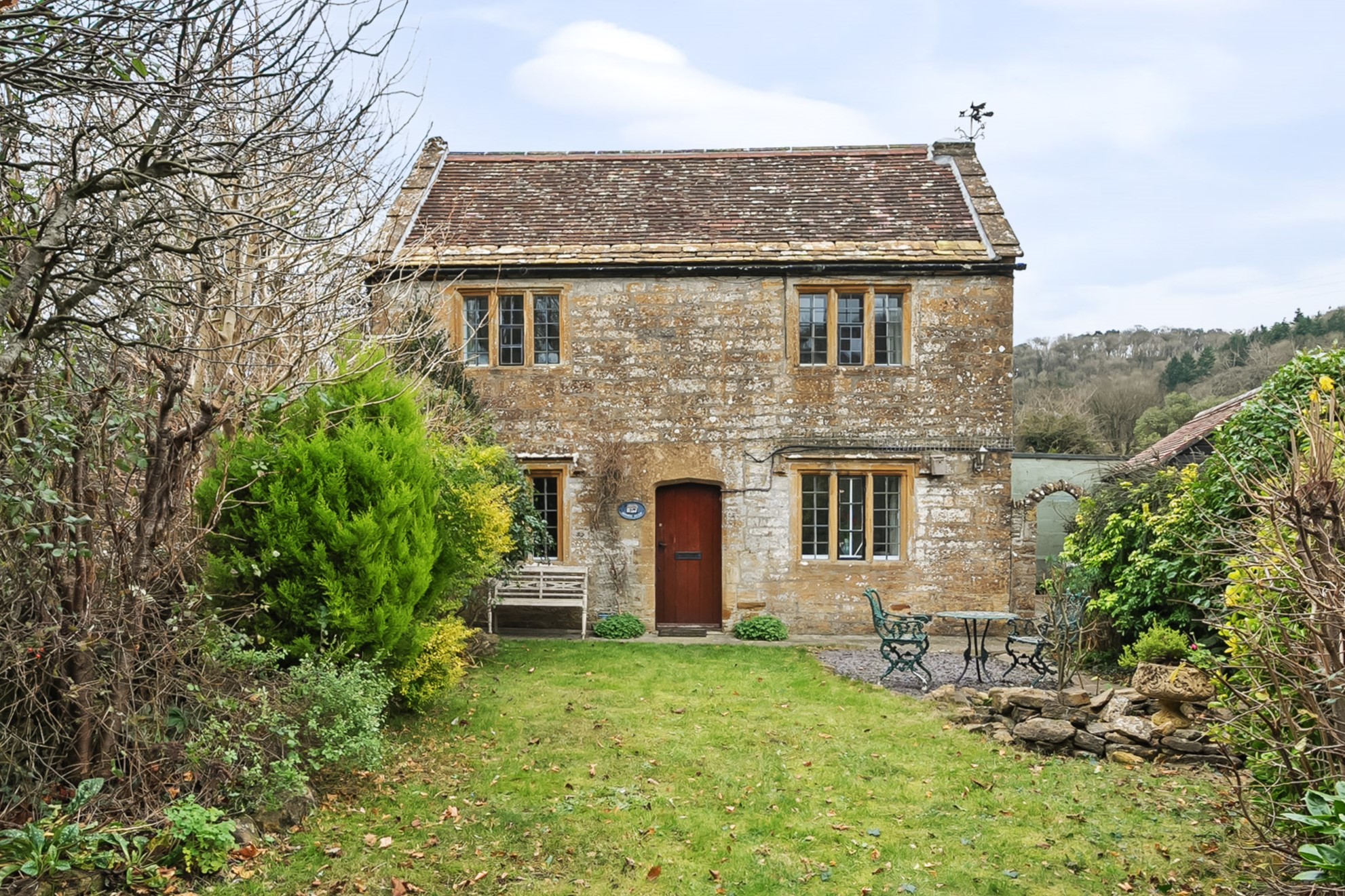 Cheap houses for sale in small towns in England