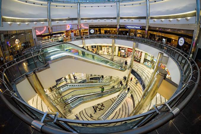 Buy Retail Space in Canary Wharf