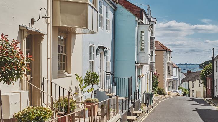 Best Townhouse Communities in the UK