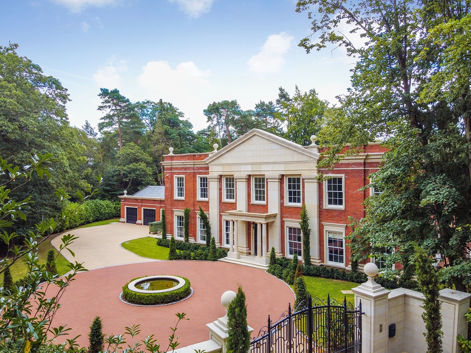 Discover No.1 Villas in Surrey